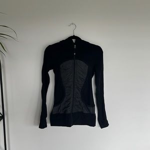 Lululemon black and grey jacket size 4